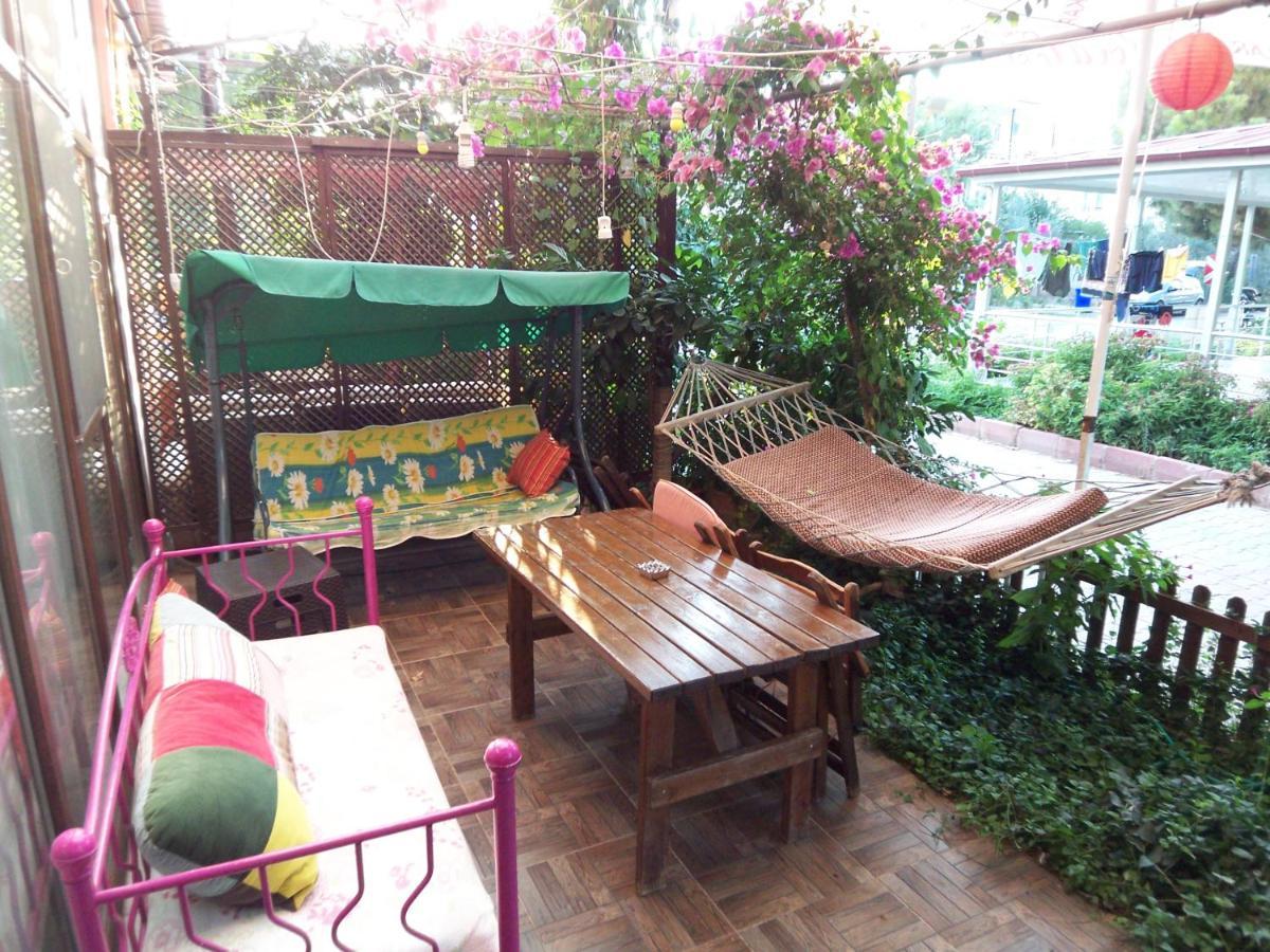 Izmir Tatil Evi Beach Resort Seferihisar Ürkmez Extérieur photo